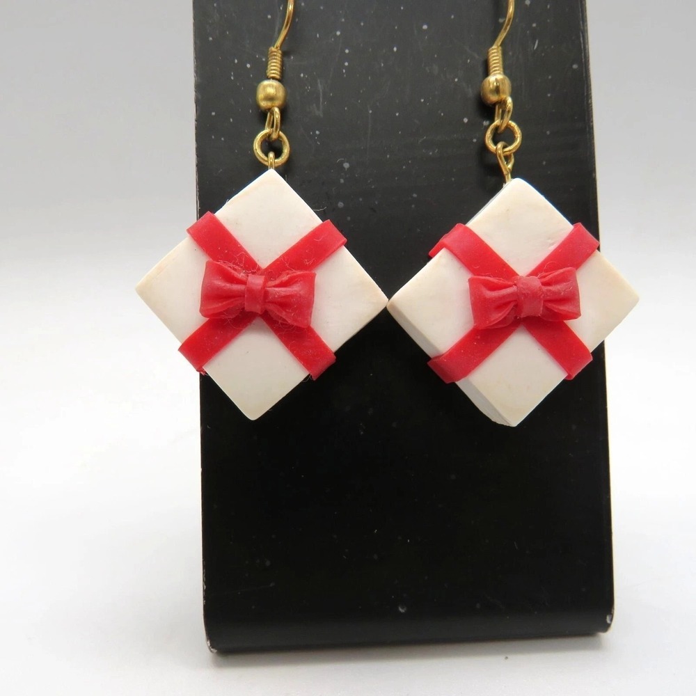 Cute White Red Present Gift Box‎ Square Dangle Earrings Fashion Jewelry